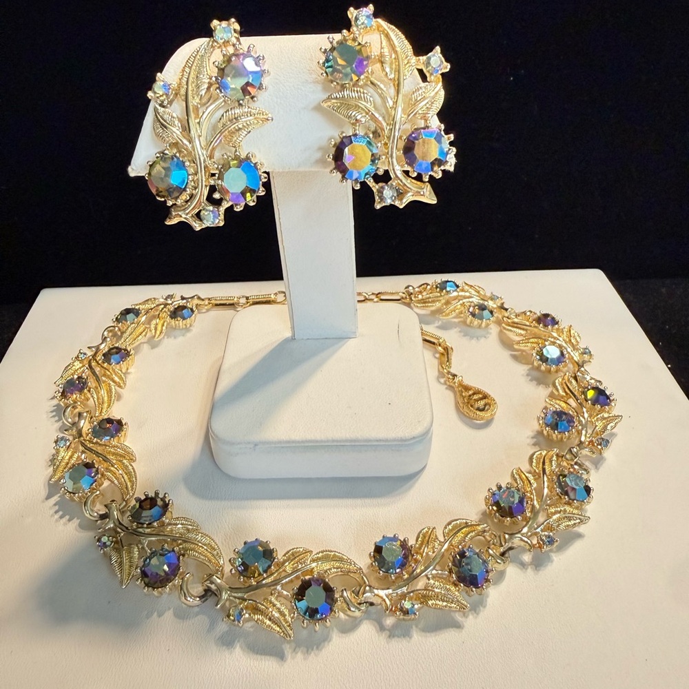 Stunning Coro Gold Tone Leaf Design Parure with Aurora Borealis Crystals